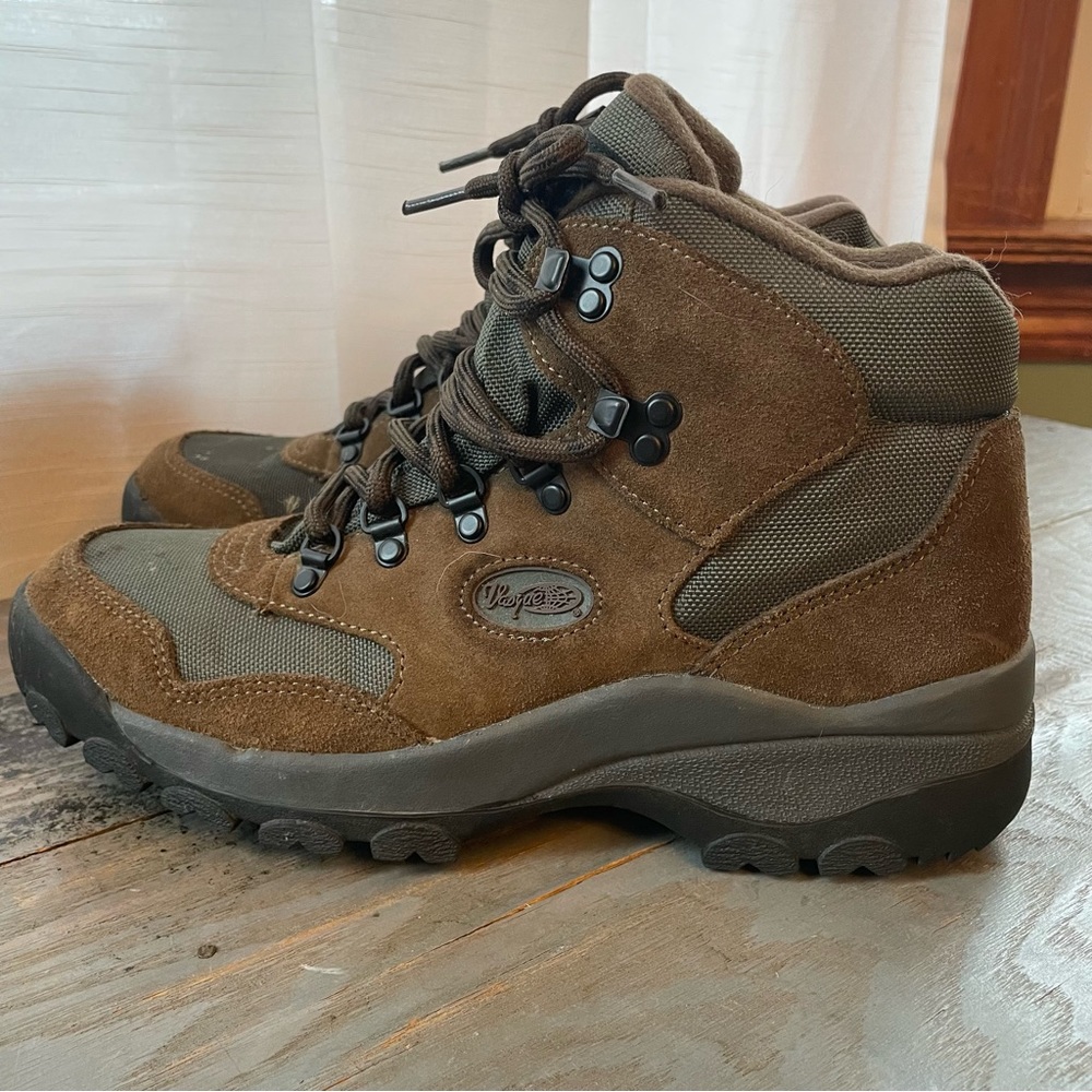 Vasque hiking boots | size 10